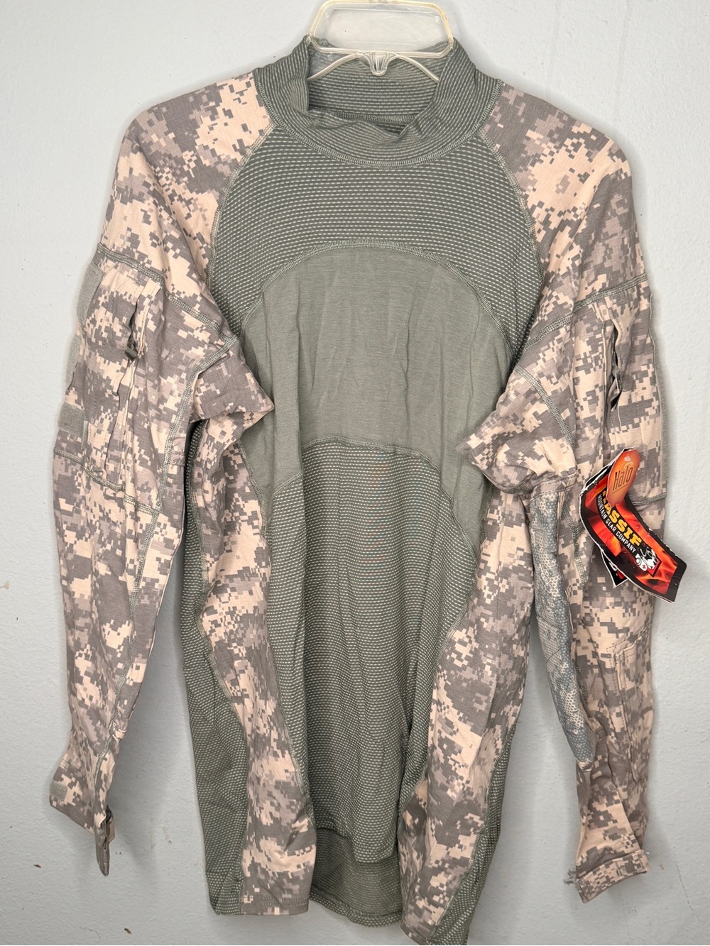 Massif Mountain Gear Halo Shirt nwt